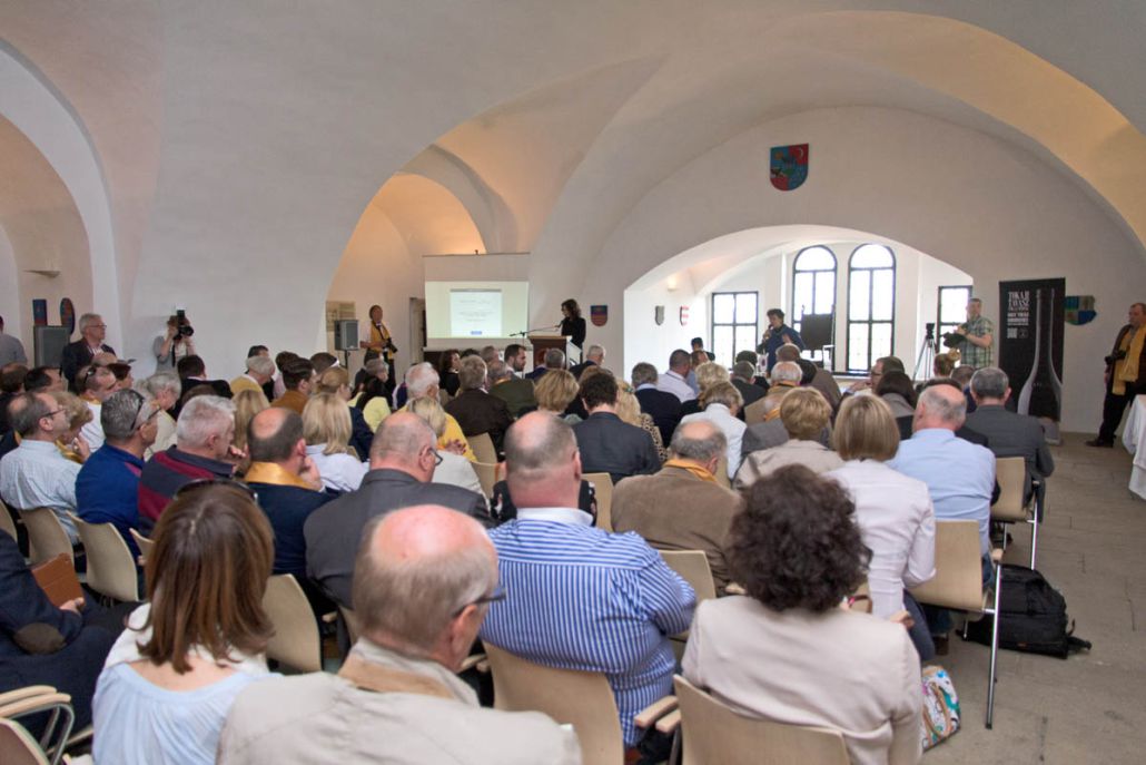 photo of Great Tokaj Wine Auction 2015 auction room Confrerie de Tokaj 